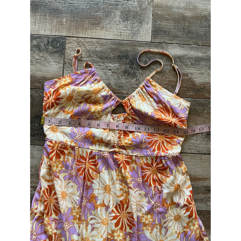 NWOT L*Space Gemma Dress, Wavy Daisy
Size L l space - Picture 8 of 11